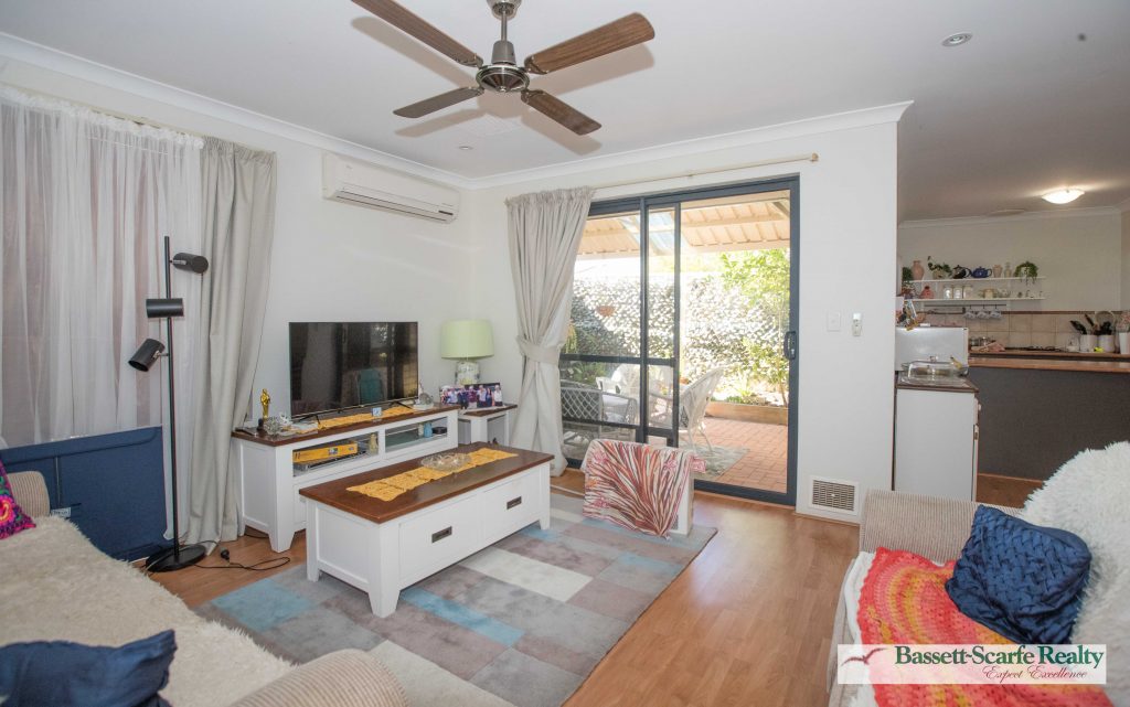 1/4 Binnar Court, Erskine - Thumbnail 7