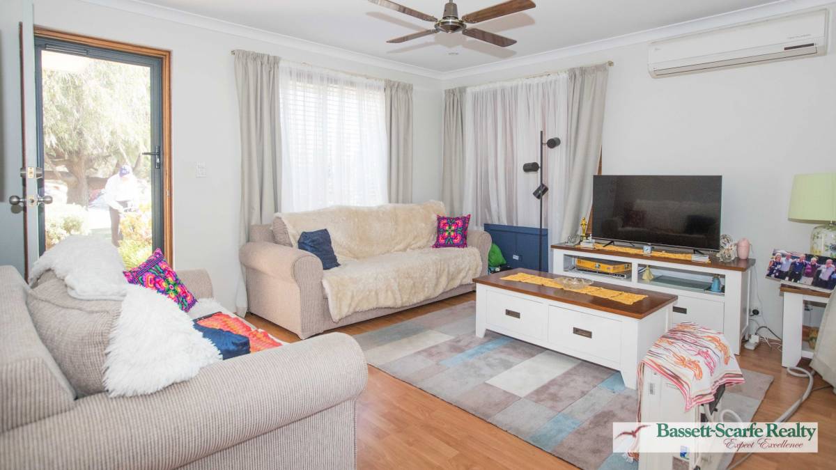 1/4 Binnar Court, Erskine, WA 6210 AUS