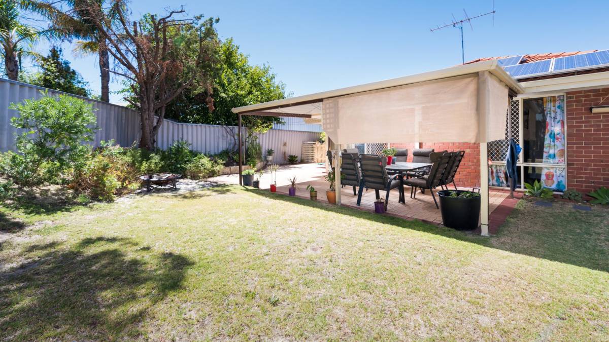 10B Coppercups Place, Halls Head, WA 6210 AUS