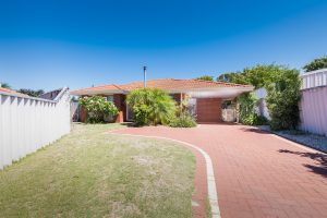 10B Coppercups Place, Halls Head, WA 6210 AUS
