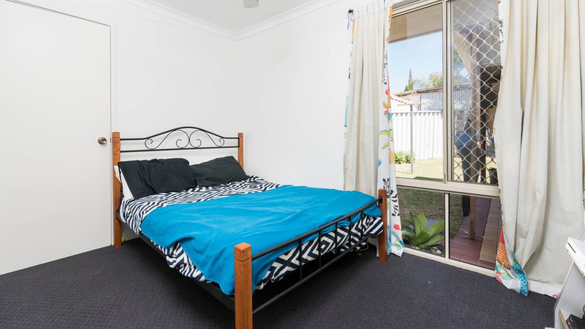 10B Coppercups Place, Halls Head, WA 6210 AUS