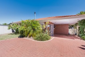 10B Coppercups Place, Halls Head, WA 6210 AUS