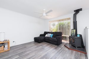 10B Coppercups Place, Halls Head, WA 6210 AUS