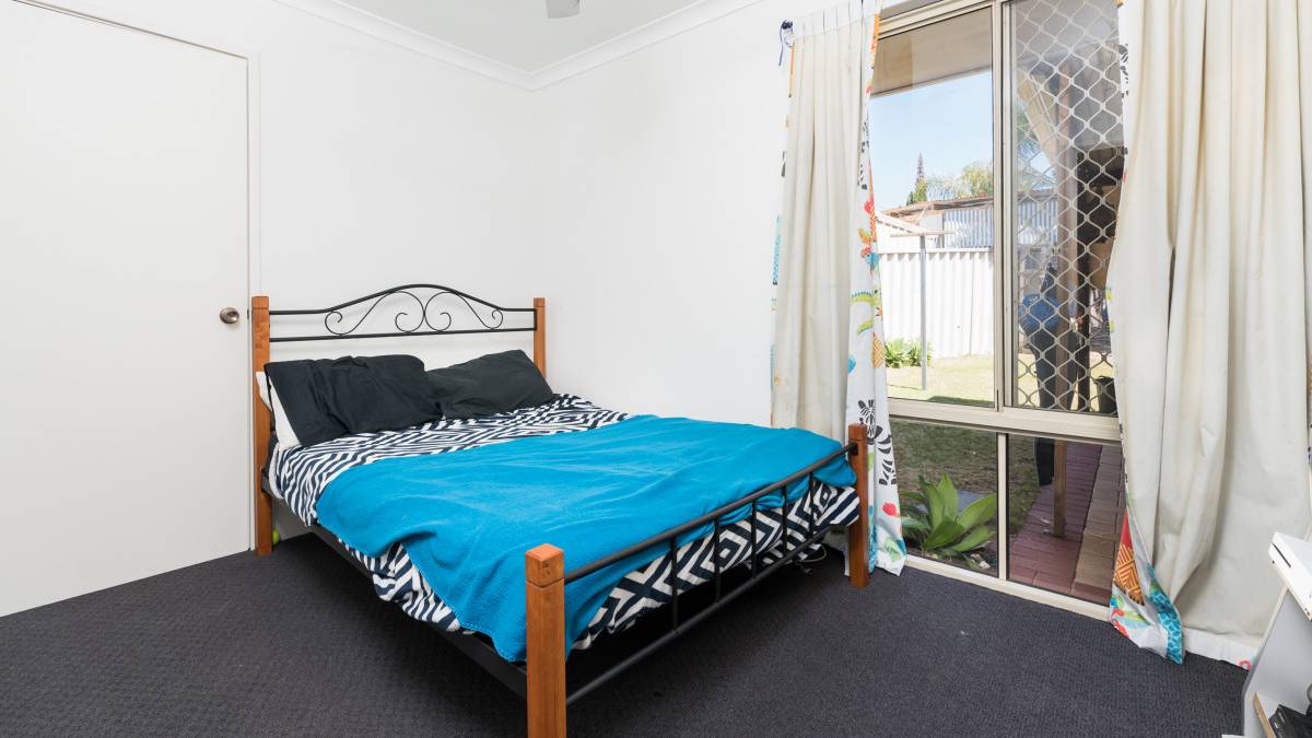 10B Coppercups Place, Halls Head, WA 6210 AUS
