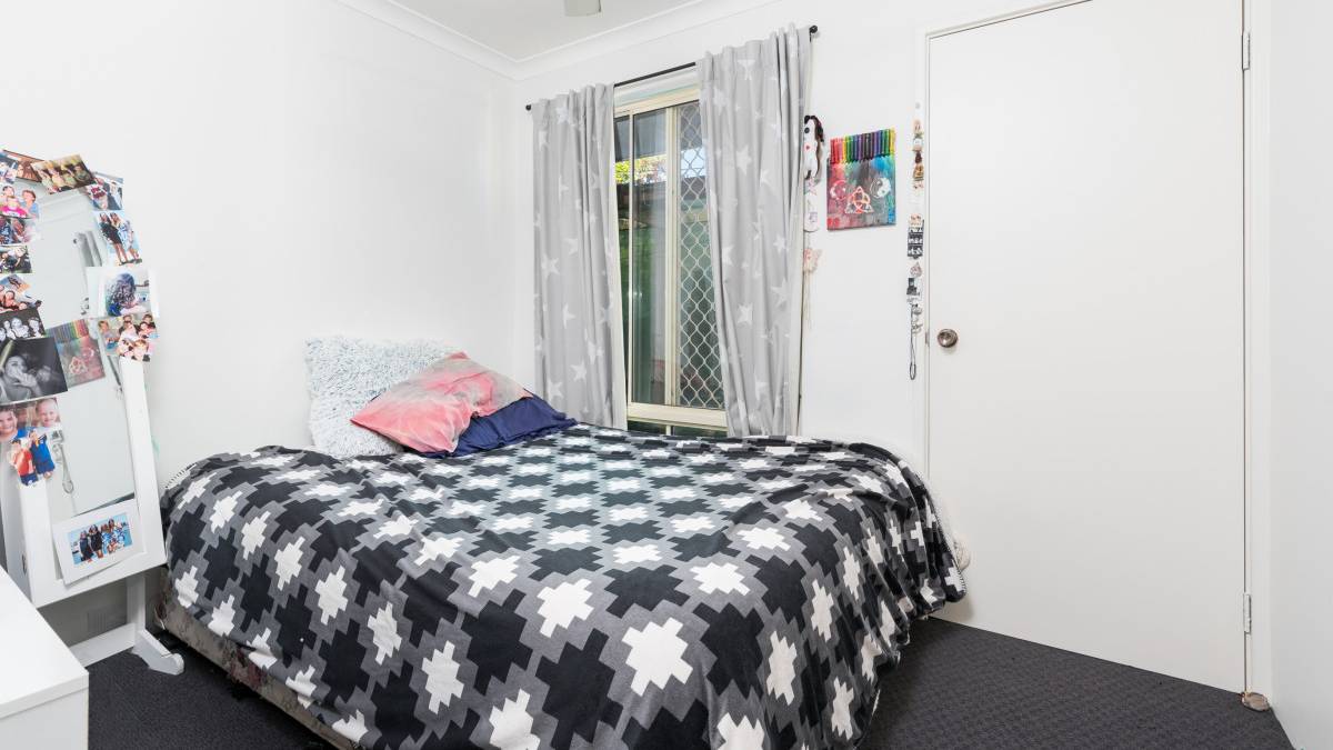 10B Coppercups Place, Halls Head, WA 6210 AUS