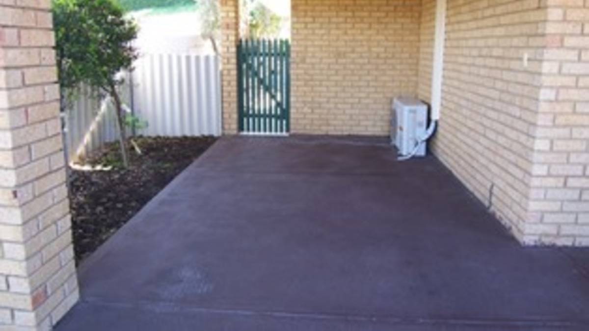 104B Janis Street, HALLS HEAD, WA 6210 AUS