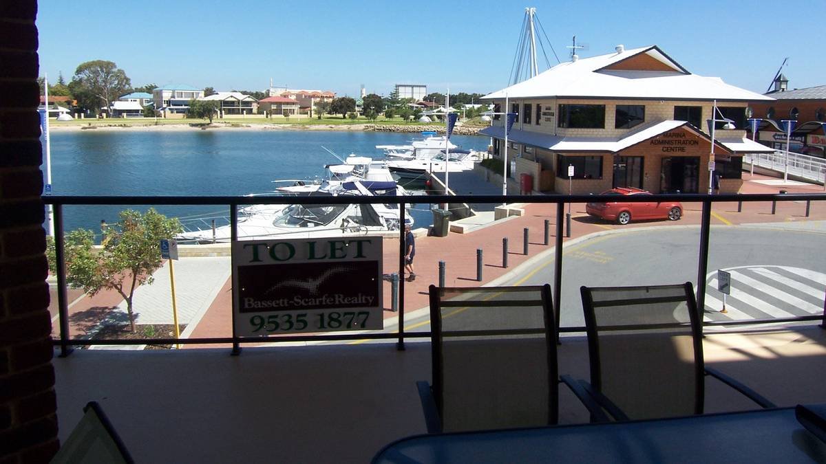 19/37 Dolphin Drive, MANDURAH, WA 6210 AUS