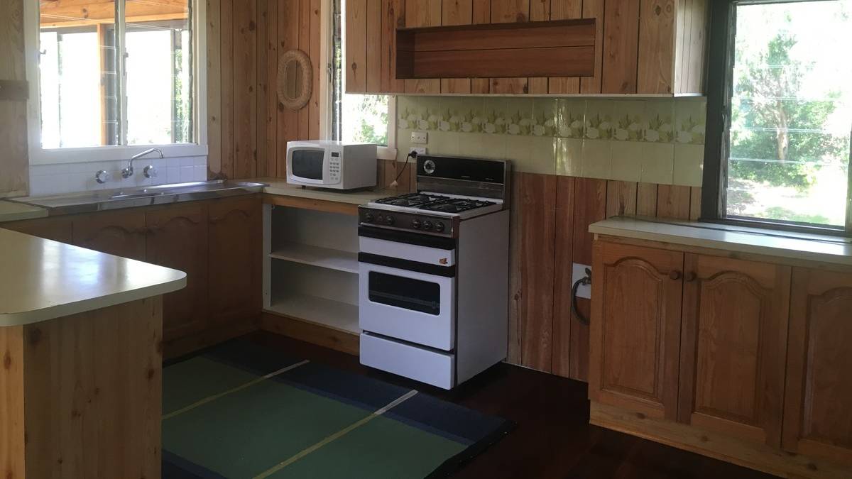 1 Ewing Crescent, DAWESVILLE, WA 6211 AUS