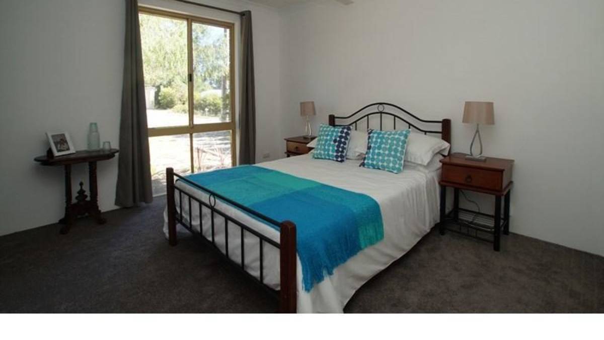 7 Wattle Close, BOUVARD, WA 6211 AUS