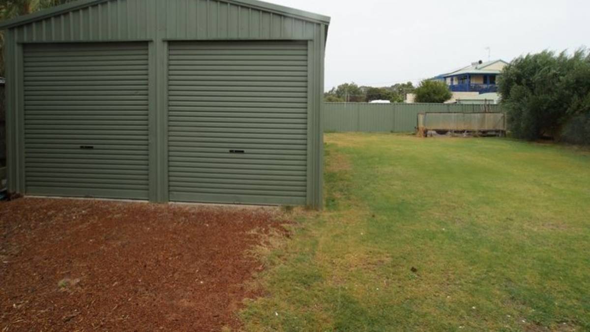 17 Panamuna Drive, FALCON, WA 6210 AUS