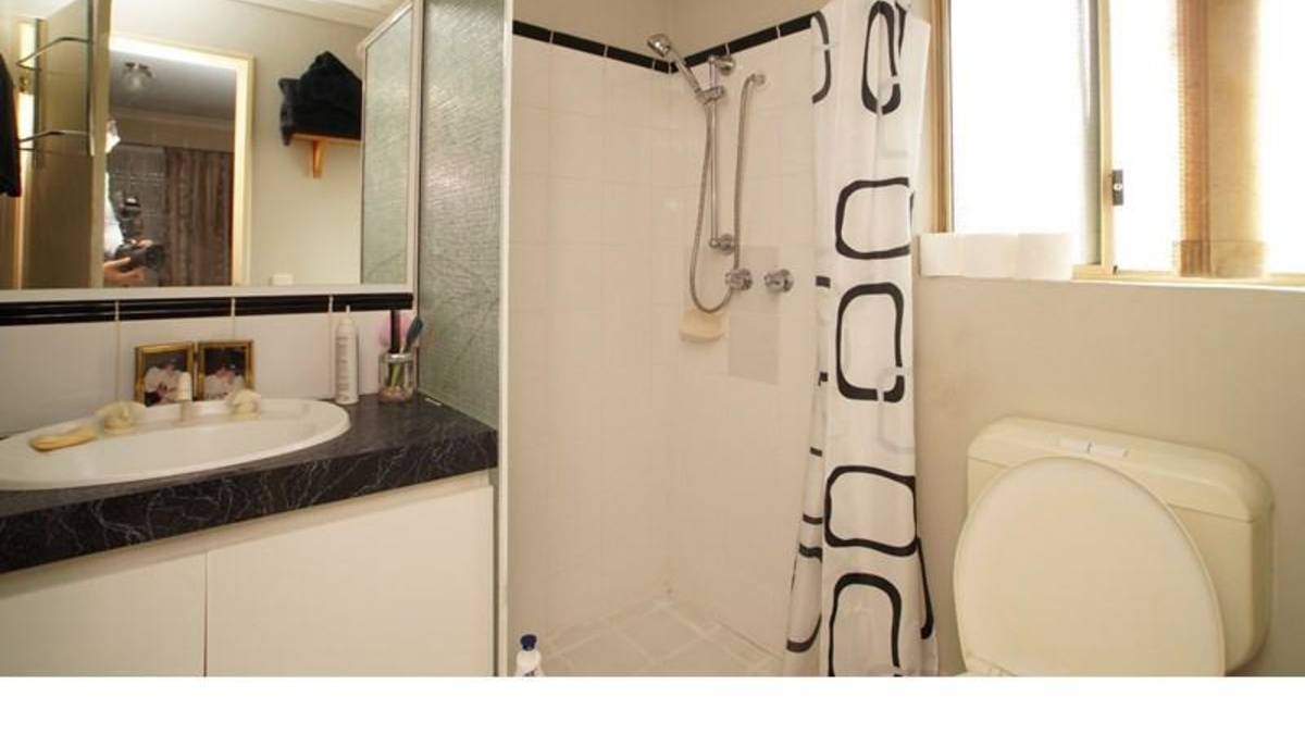 4 Oakover Turn, GREENFIELDS, WA 6210 AUS
