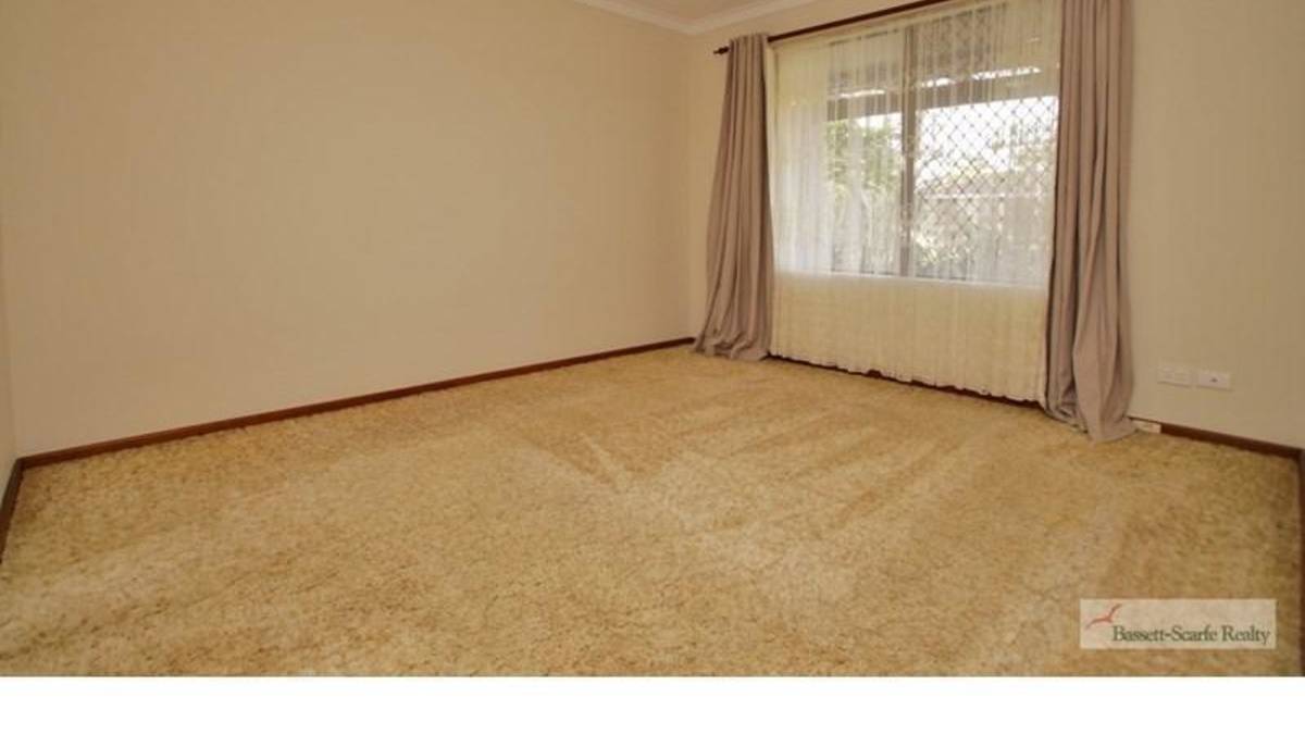 15 Mckerracher Street, DUDLEY PARK, WA 6210 AUS