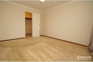 15 Mckerracher Street, DUDLEY PARK, WA 6210 AUS