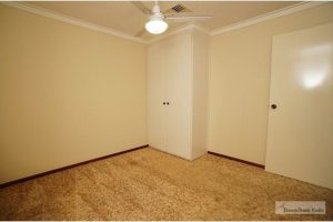 15 Mckerracher Street, DUDLEY PARK, WA 6210 AUS