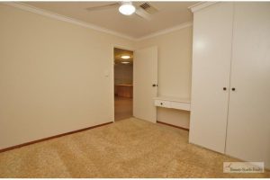 15 Mckerracher Street, DUDLEY PARK, WA 6210 AUS