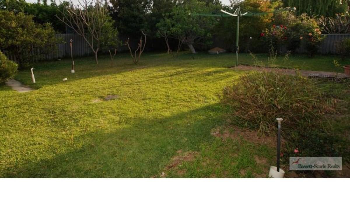15 Mckerracher Street, DUDLEY PARK, WA 6210 AUS