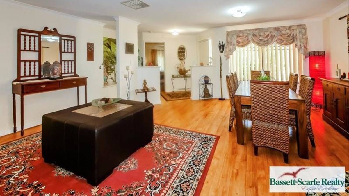 54 Pebble Beach Boulevard, MEADOW SPRINGS, WA 6210 AUS