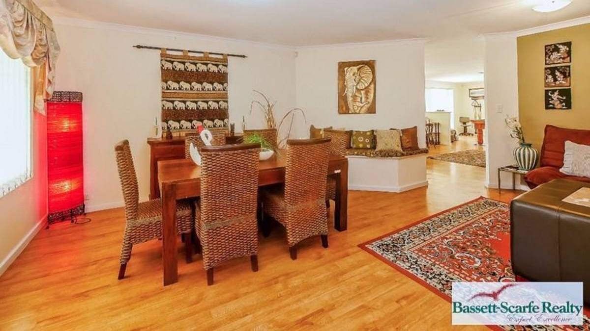 54 Pebble Beach Boulevard, MEADOW SPRINGS, WA 6210 AUS