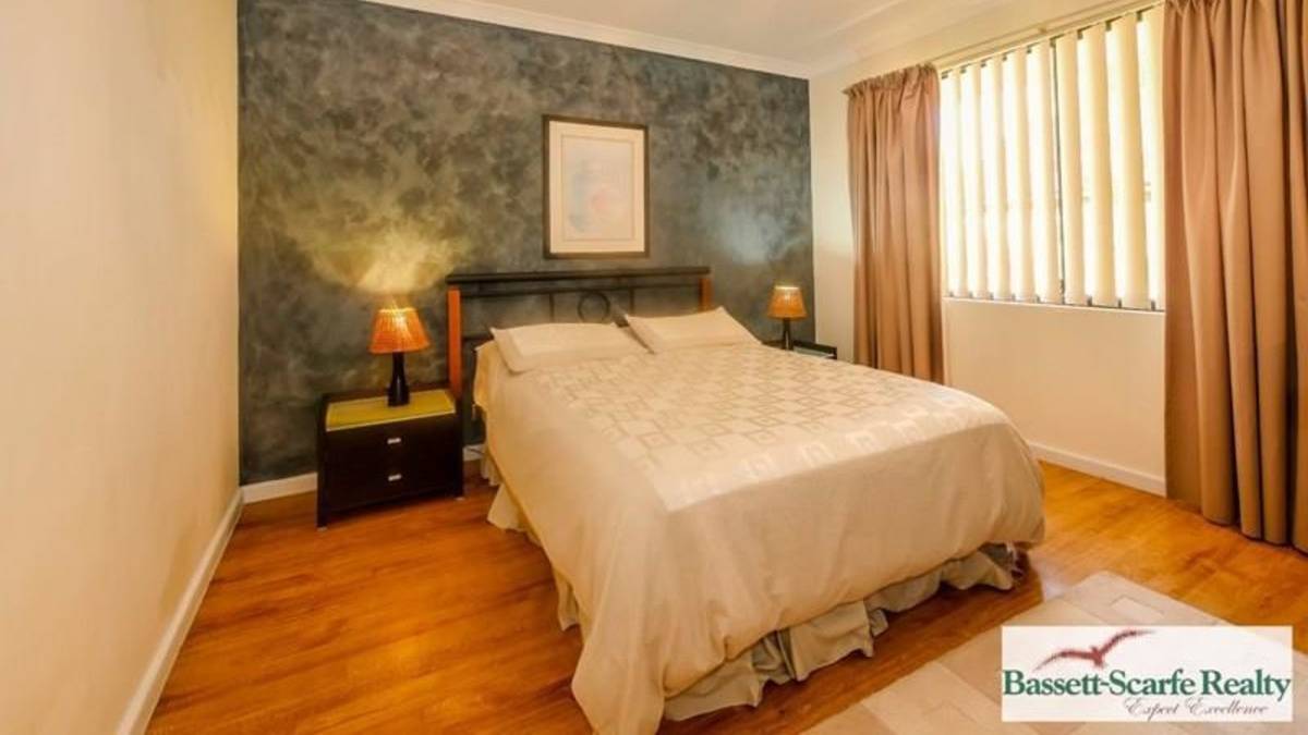 54 Pebble Beach Boulevard, MEADOW SPRINGS, WA 6210 AUS