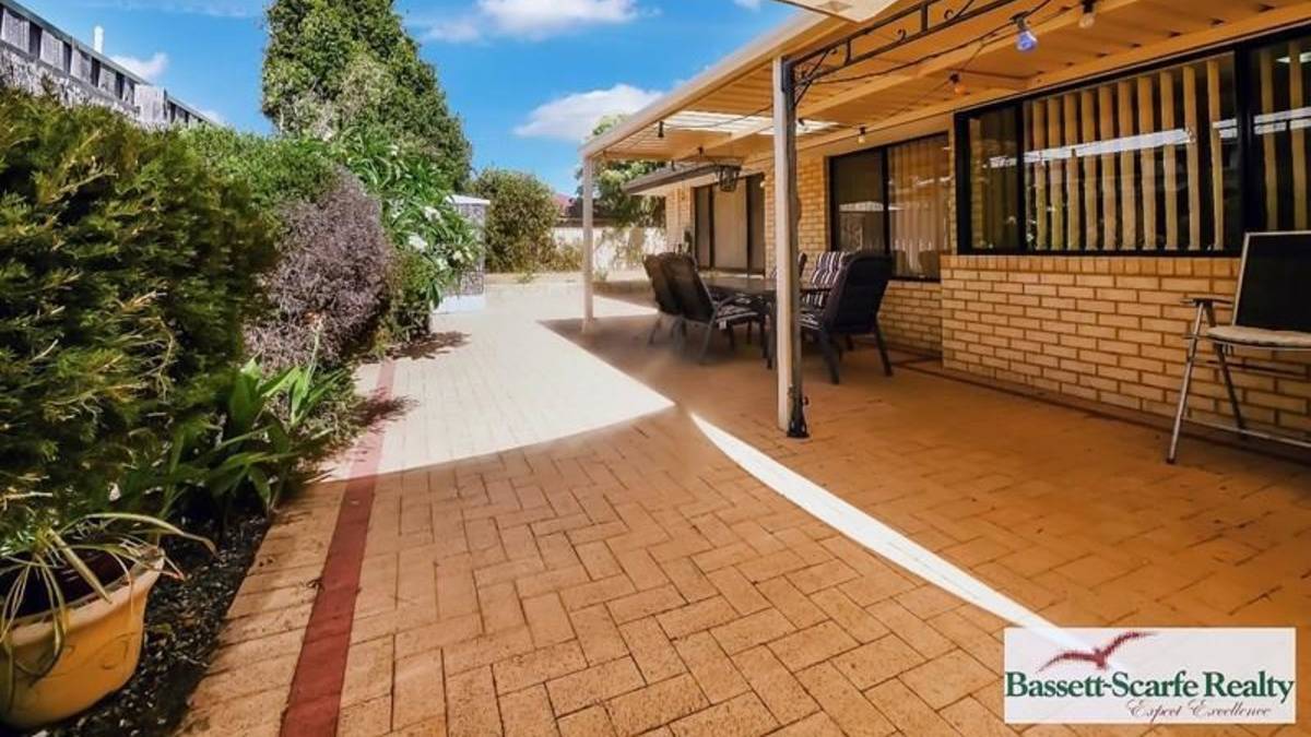 54 Pebble Beach Boulevard, MEADOW SPRINGS, WA 6210 AUS