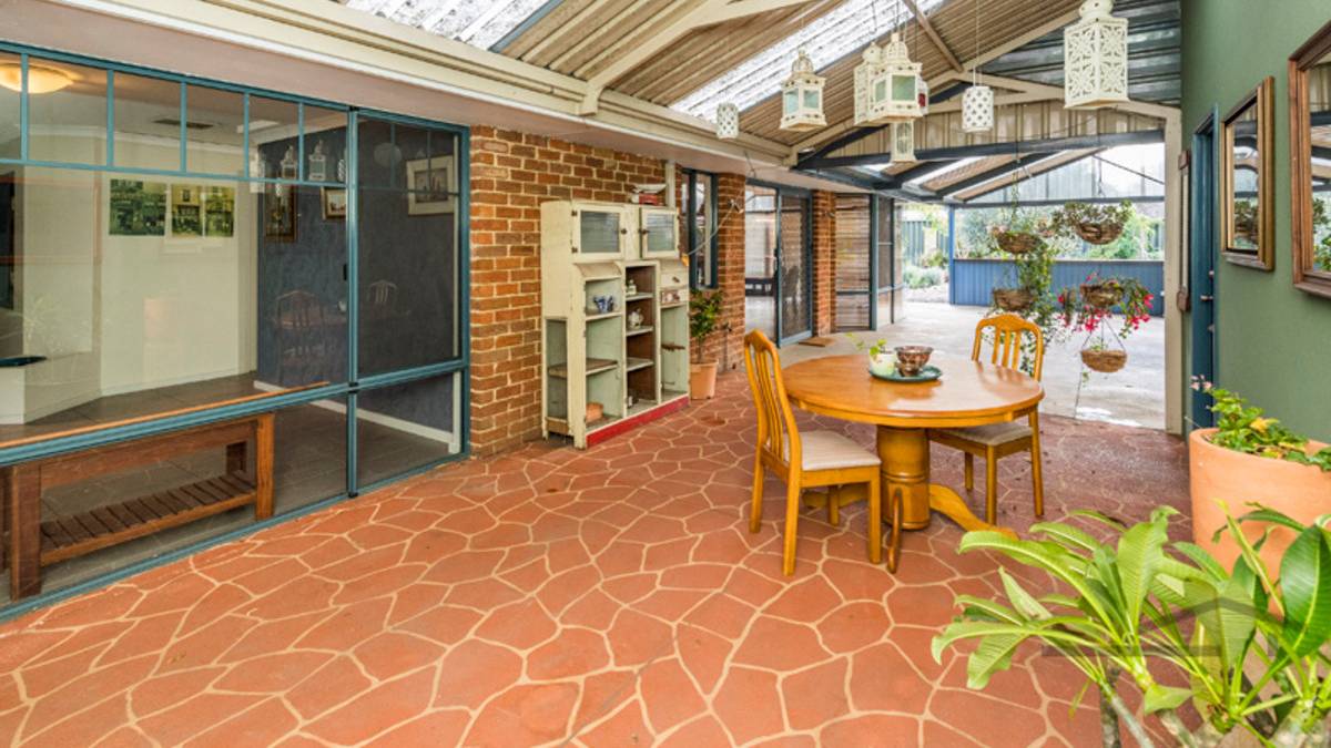 14 Birdsong Grove, Greenfields, WA 6210 AUS