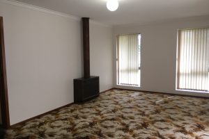 2 Muir Place, Halls Head, WA 6210 AUS