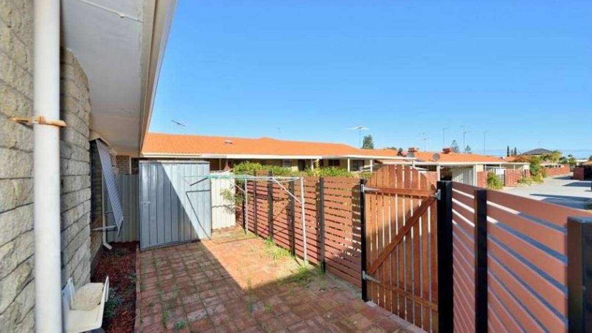 11/54 Anstruther Road, MANDURAH, WA 6210 AUS