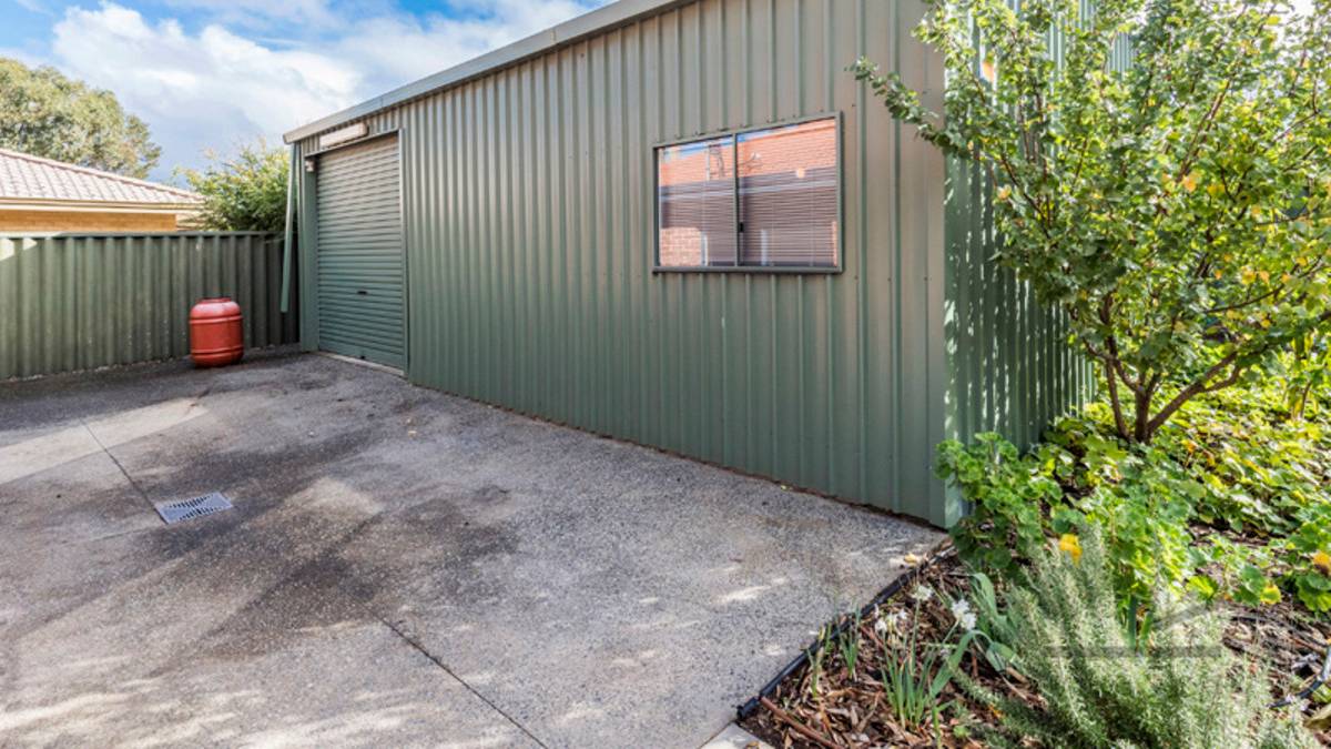 14 Birdsong Grove, Greenfields, WA 6210 AUS