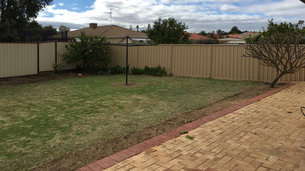 11 Mariner Place, Halls Head, WA 6210 AUS