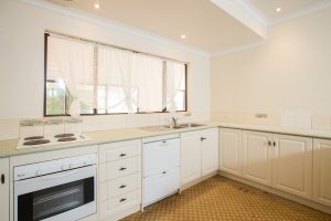 18 Eldora Crescent, Falcon, WA 6210 AUS