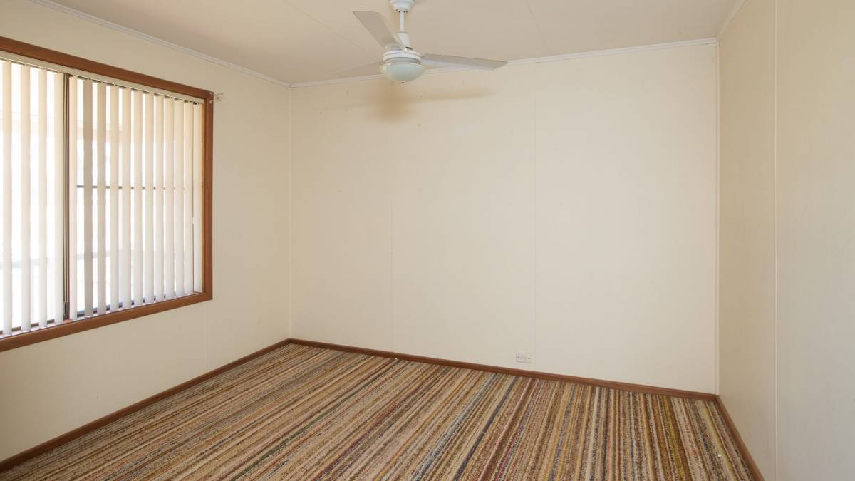 18 Eldora Crescent, Falcon, WA 6210 AUS