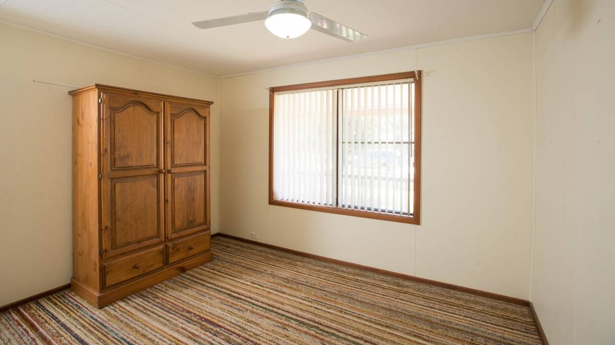 18 Eldora Crescent, Falcon, WA 6210 AUS