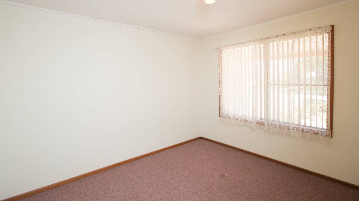 18 Eldora Crescent, Falcon, WA 6210 AUS