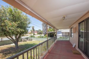 18 Eldora Crescent, Falcon, WA 6210 AUS