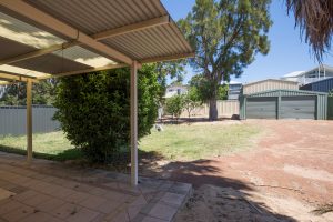 18 Eldora Crescent, Falcon, WA 6210 AUS