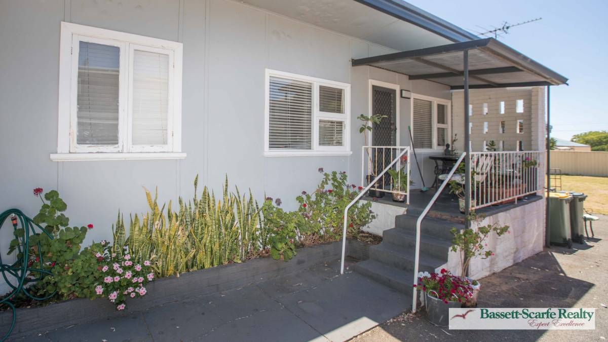 2/30 Janis Street, Halls Head, WA 6210 AUS