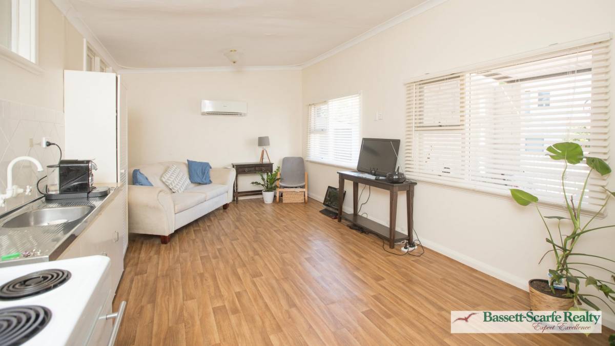 2/30 Janis Street, Halls Head, WA 6210 AUS