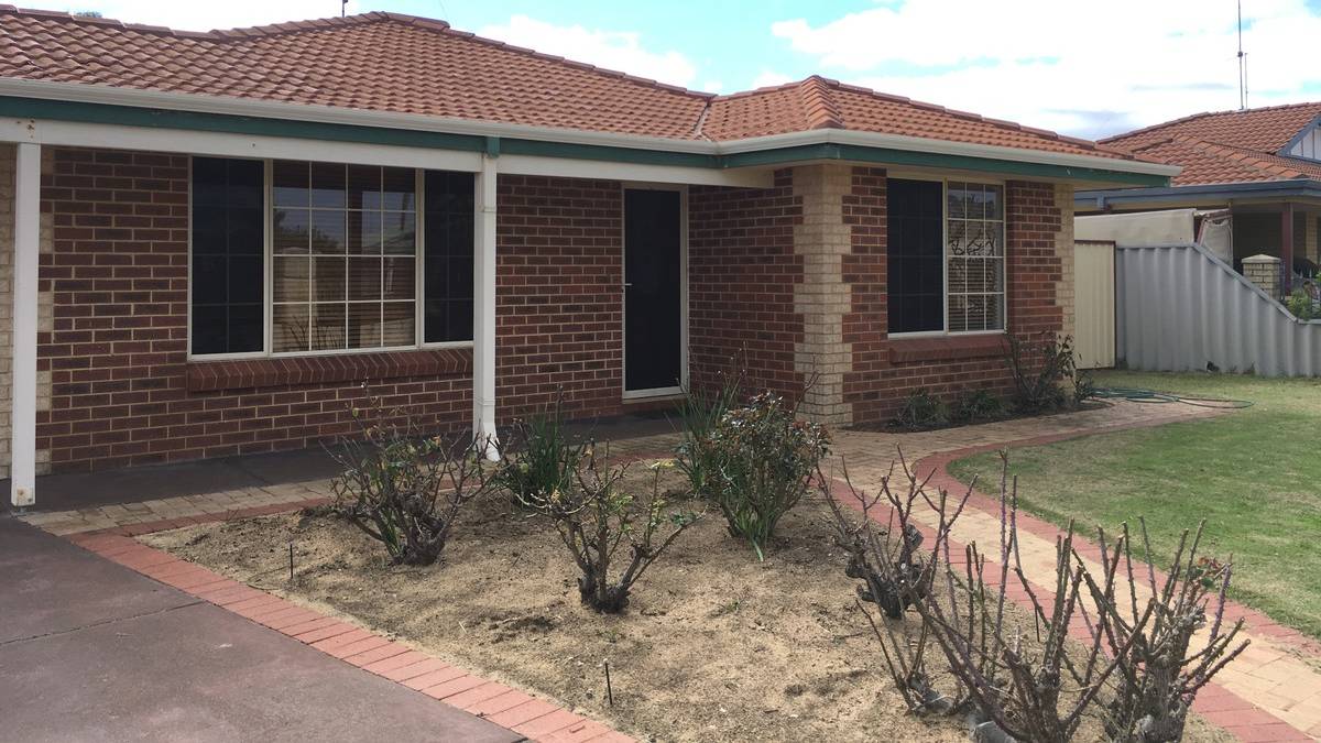 11 Mariner Place, Halls Head, WA 6210 AUS