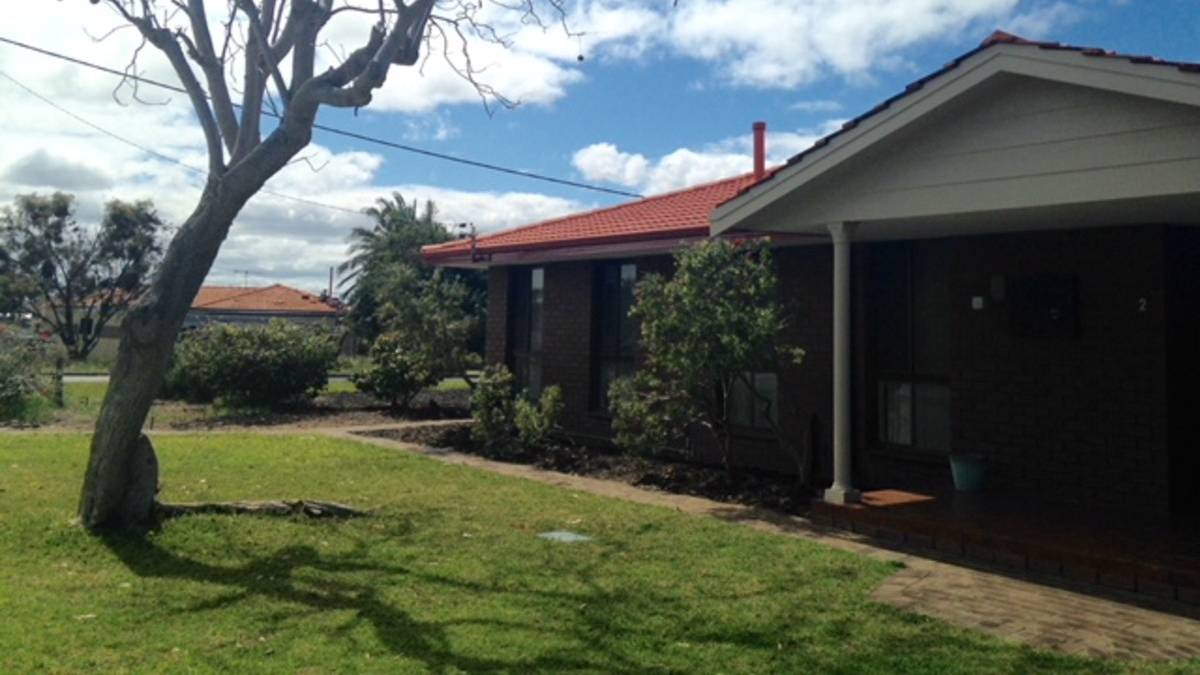 2 Muir Place, Halls Head, WA 6210 AUS