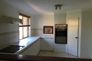 2 Woolah Place, South Yunderup, WA 6208 AUS