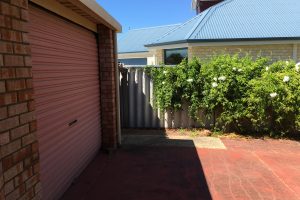 2 Woolah Place, South Yunderup, WA 6208 AUS