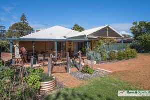 22 Flinders Street, Falcon, WA 6210 AUS