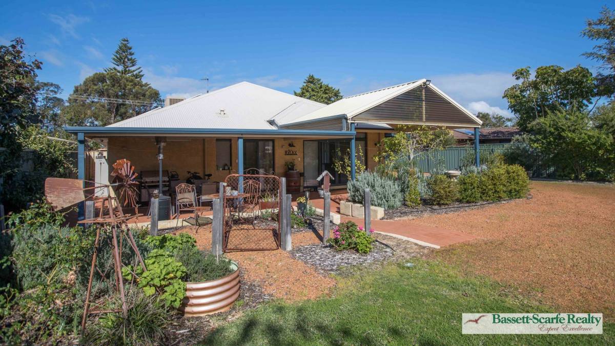 22 Flinders Street, Falcon, WA 6210 AUS