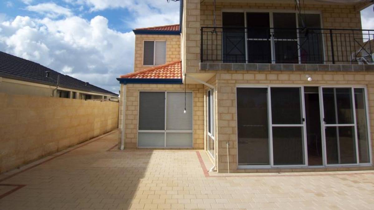 53 Buckingham Drive, WANNANUP, WA 6210 AUS
