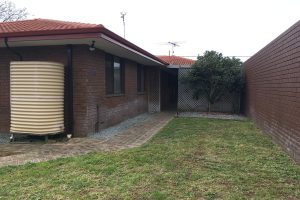 2 Muir Place, Halls Head, WA 6210 AUS