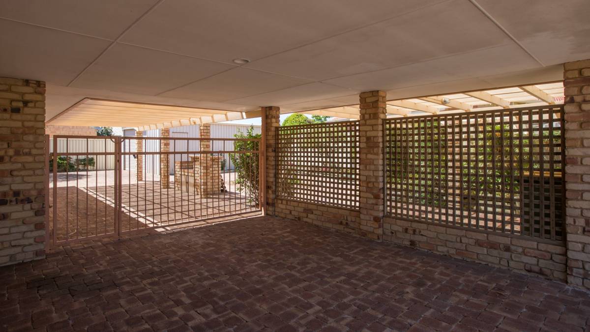 4 Elms Court, Erskine, WA 6210 AUS