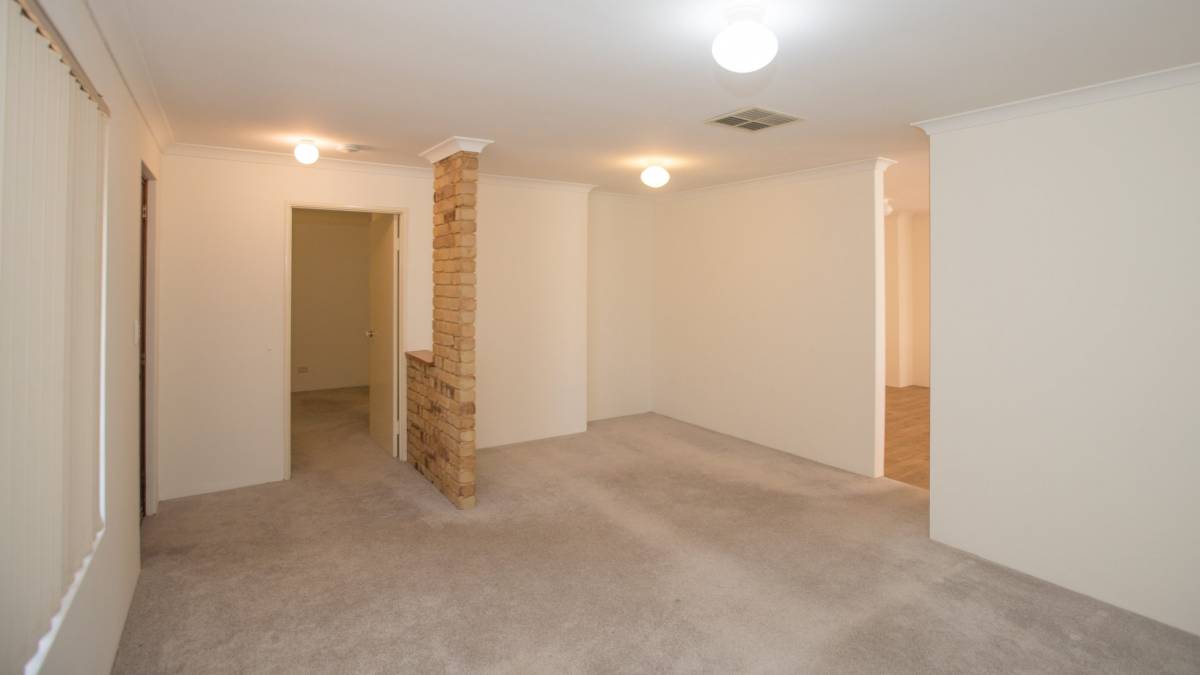 4 Elms Court, Erskine, WA 6210 AUS