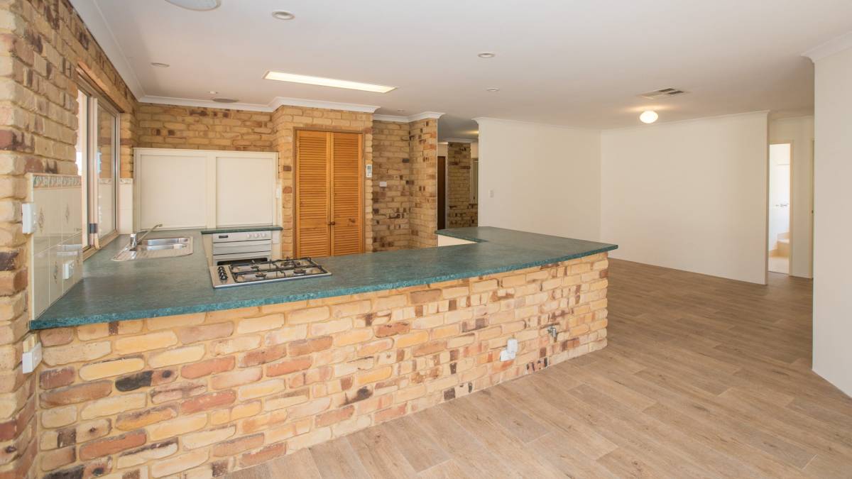4 Elms Court, Erskine, WA 6210 AUS
