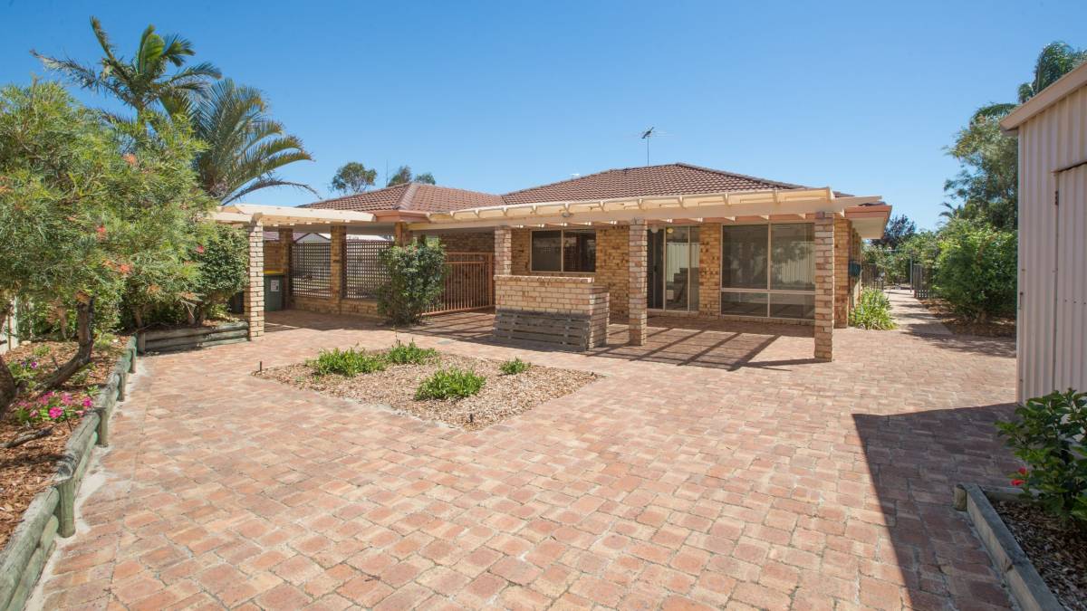 4 Elms Court, Erskine, WA 6210 AUS