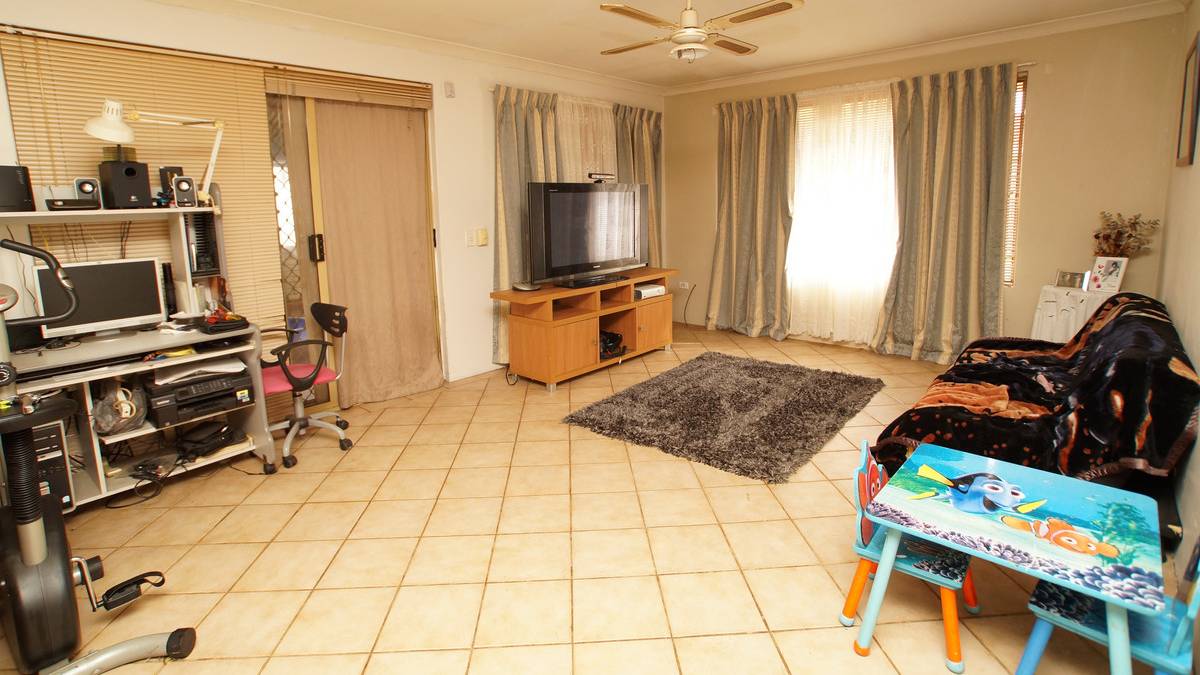 4 Oakover Turn, GREENFIELDS, WA 6210 AUS